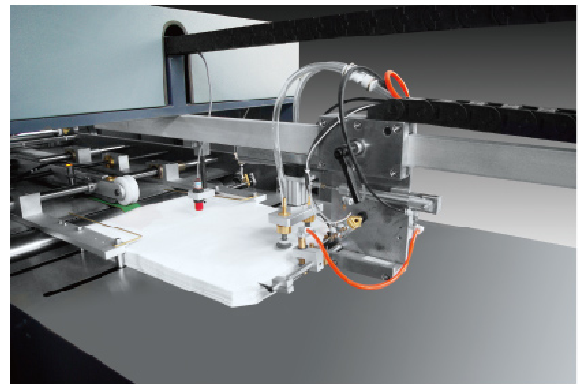 M&aacute;quina de fabricaci&oacute;n de posicionamiento de caja